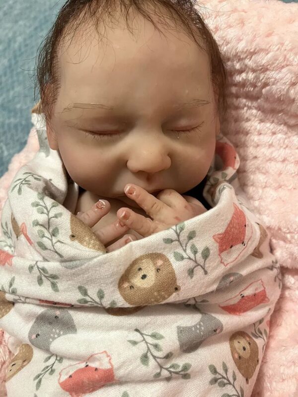 Faith full body silicone baby girl - Image 3