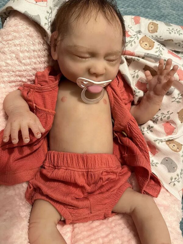 Faith full body silicone baby girl - Image 8