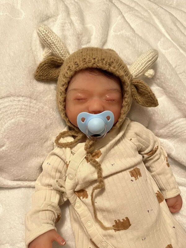 Ellis full body silicone baby boy - Image 3